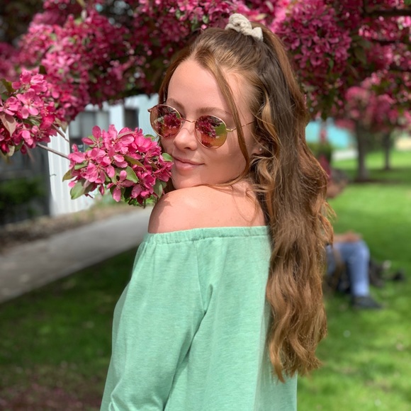 kara_bove